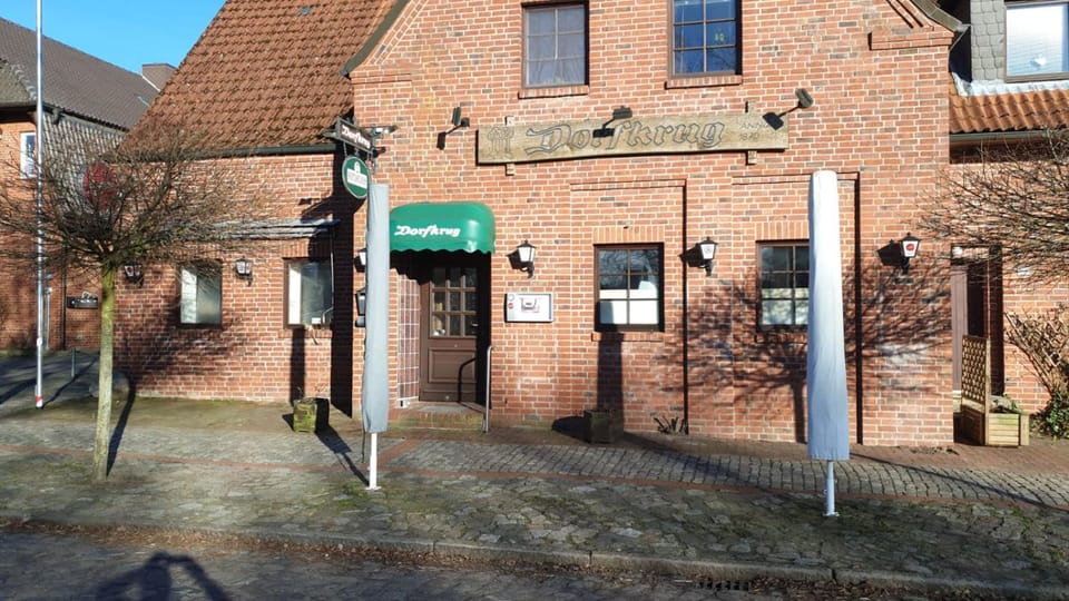 Dorfkrug Grabau 23845 Bed and Breakfast in Schleswig-Holstein