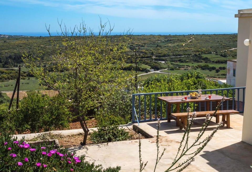 View (from property/room), Balcony/Terrace