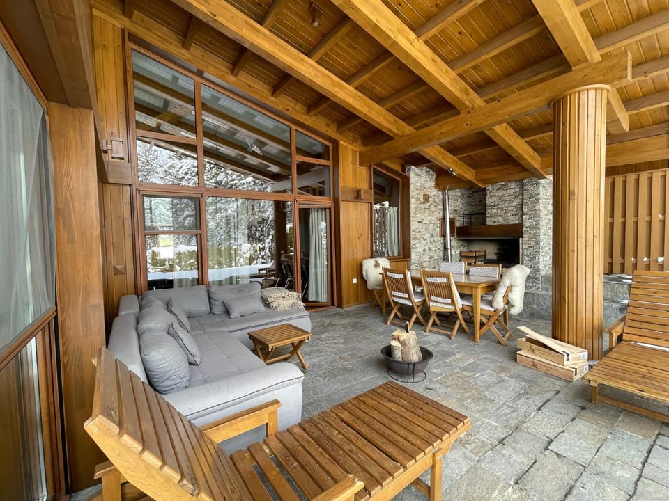 Pirin Golf and Spa Luxury Chalet Villa in Blagoevgrad Province