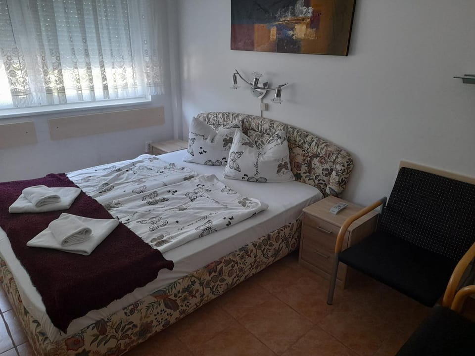 Guest House Móritz Bed and Breakfast in Hungary