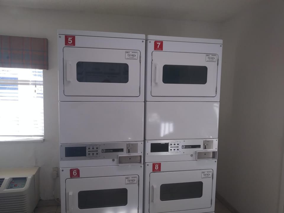 Intown Suites Extended Stay Dallas TX - Garland Motel in Garland