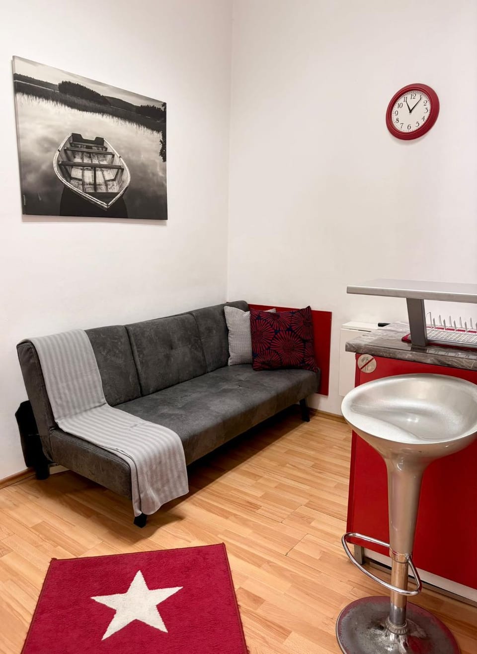Kitchen or kitchenette, Living room, kitchen