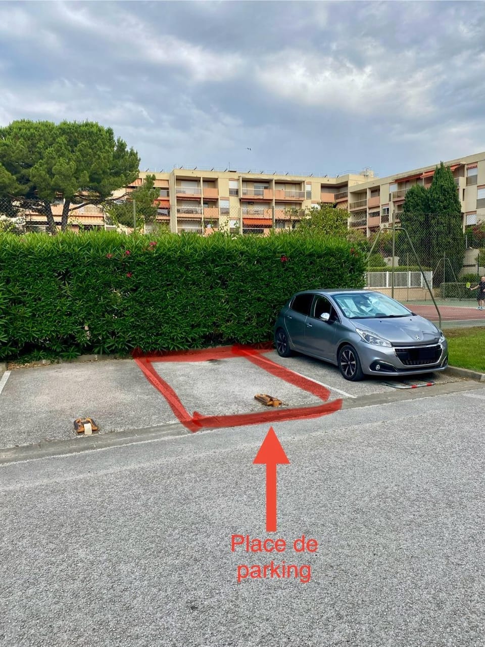 T1 résidence privée bien situé,piscine,tennis,parking Apartment in Hyères