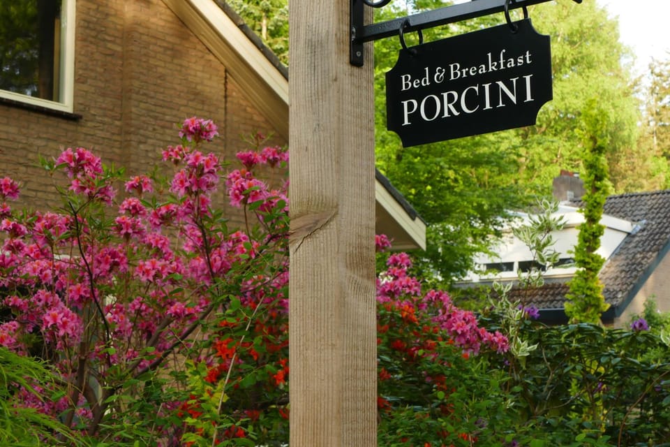 Facade/entrance, Property logo or sign