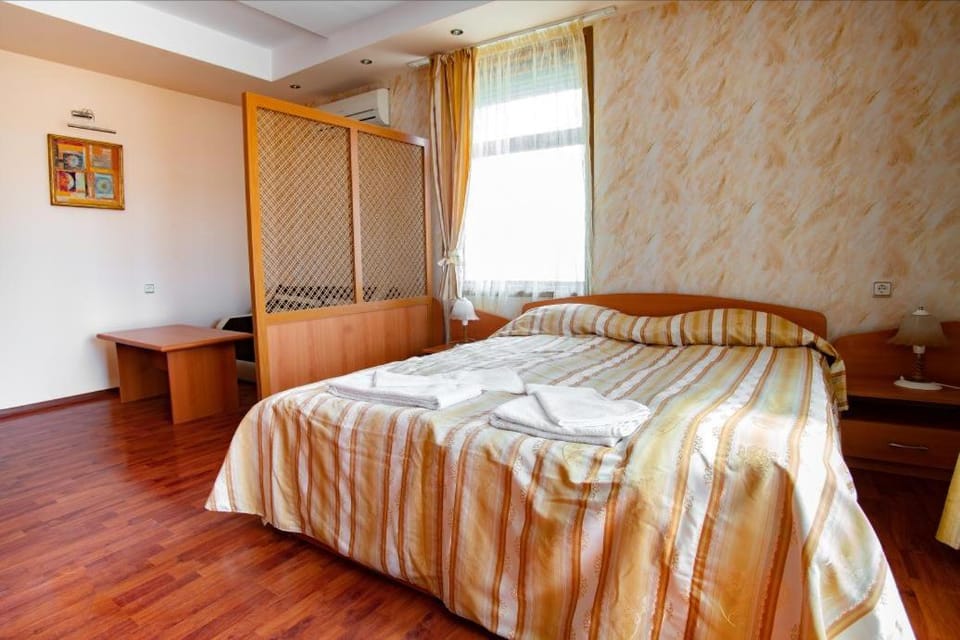 Раѝ Hotel in Plovdiv Province