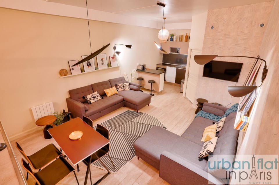 33 - Flat Av des Champs-Élysées Apartment in Paris
