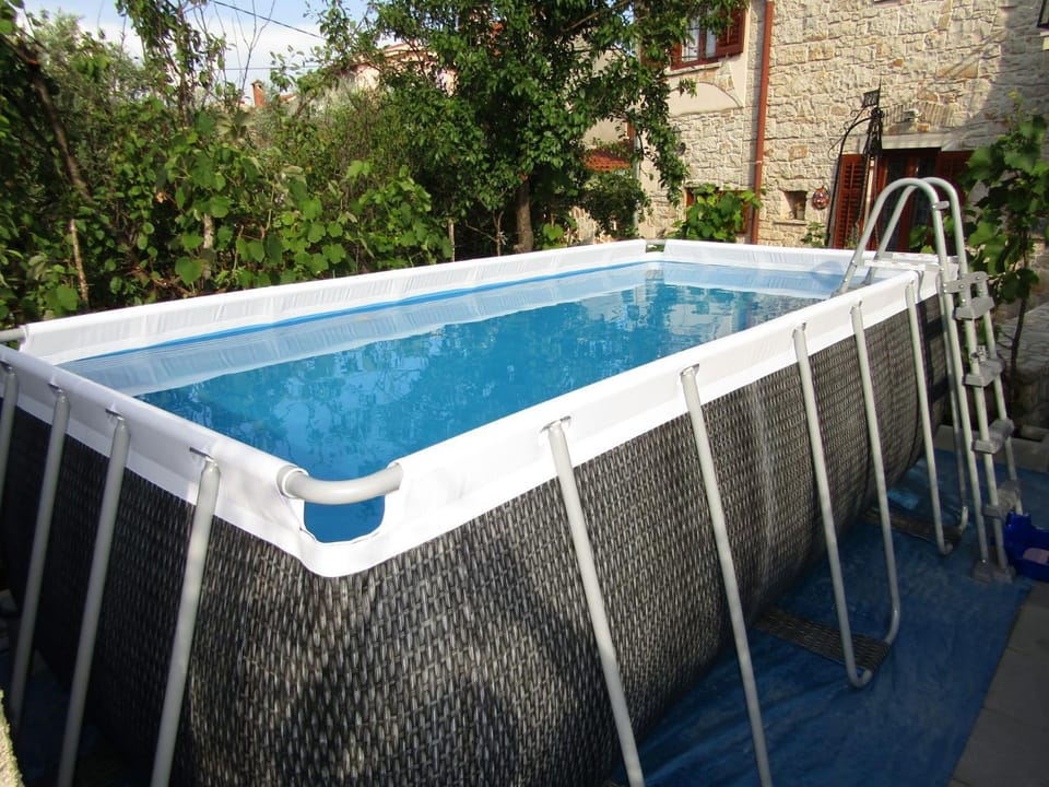 Garden, Swimming pool, Swimming pool