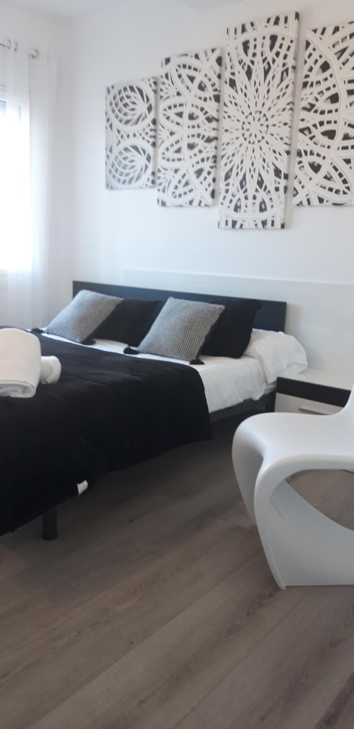 port de llança , LA Miranda Apartment in Alt Empordà