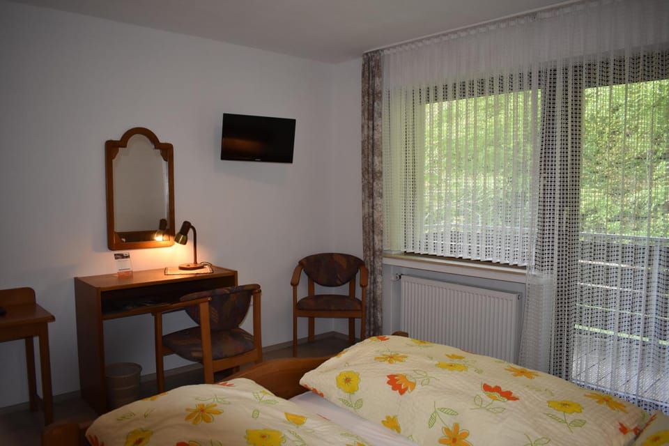 Pension Haus am Waldesrand Bed and Breakfast in North Rhine-Westphalia