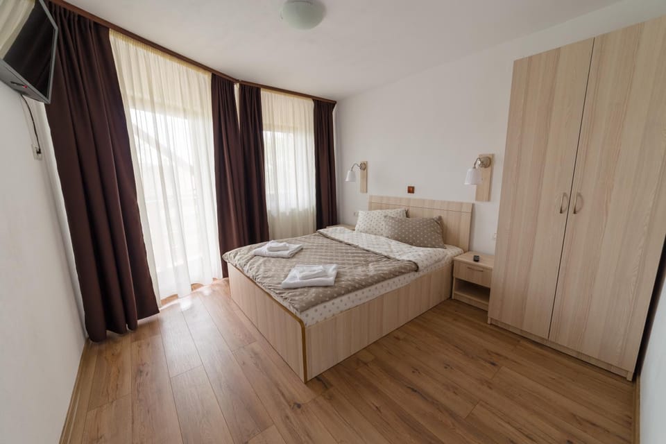 Bed, Photo of the whole room