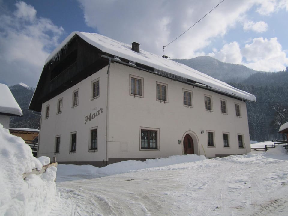 Property building, Winter