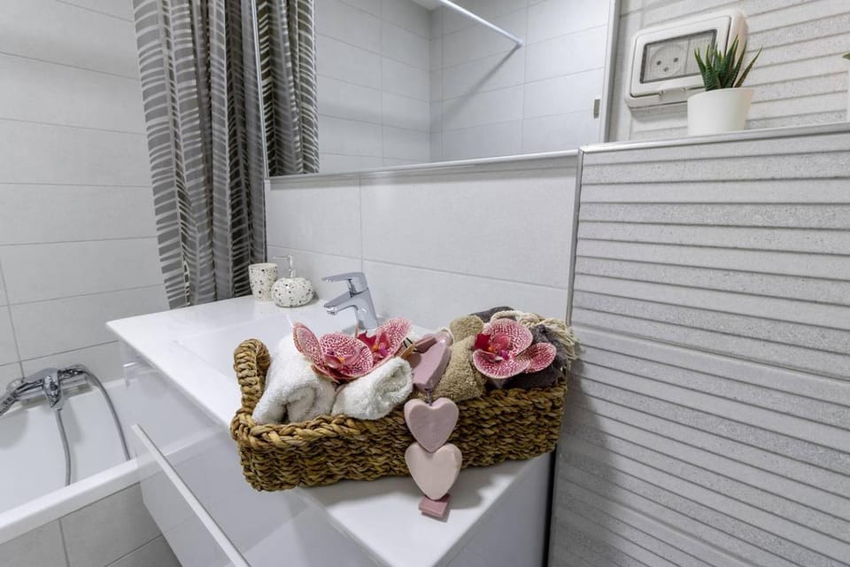 Beautiful 1 bedroom in great central area Apartment in Jerusalem