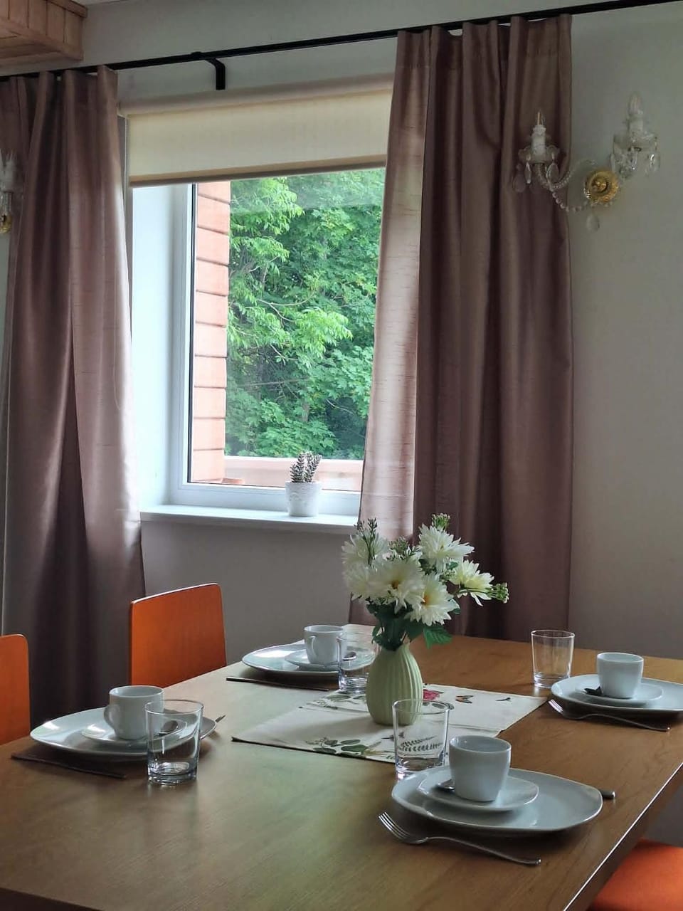 Kitchen or kitchenette, kitchen