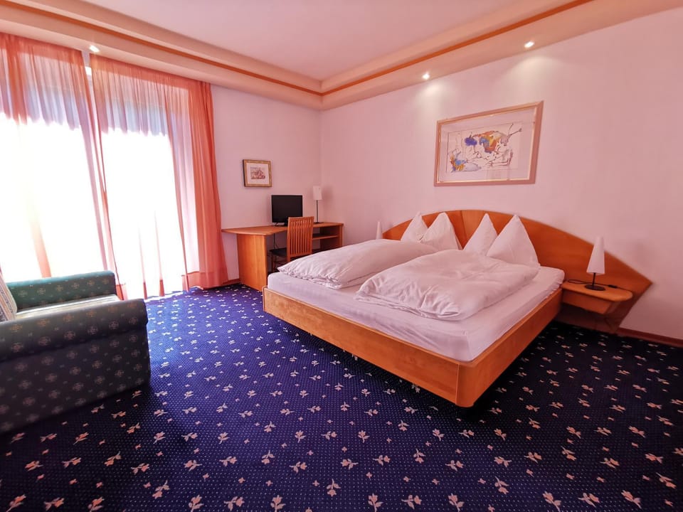 Garni Hotel Burgleitenhof Hotel in Trentino-South Tyrol