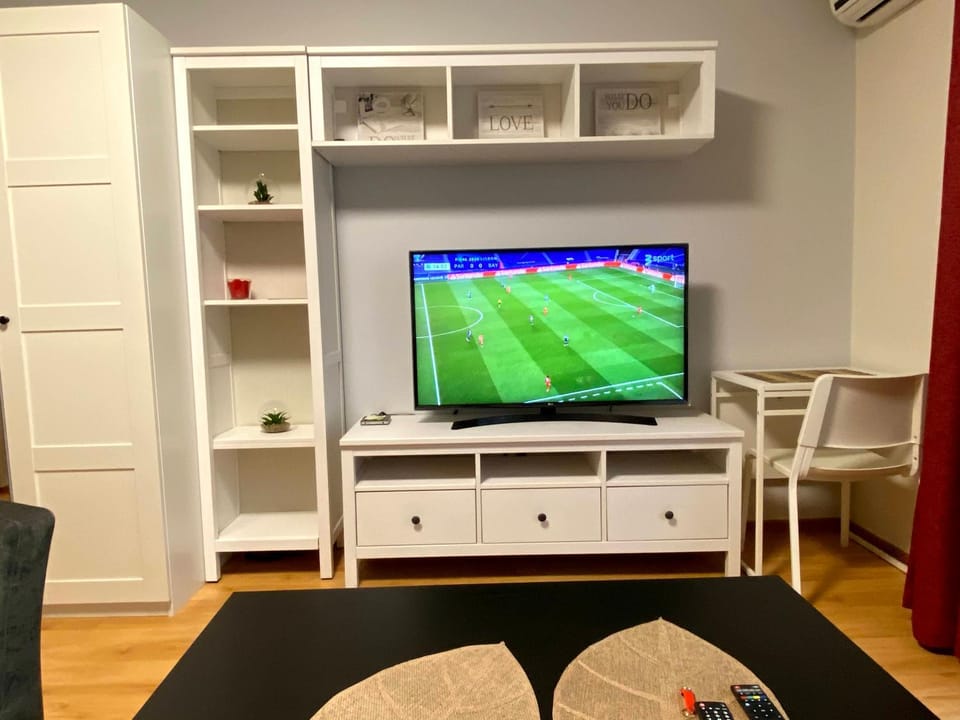 TV and multimedia, Living room