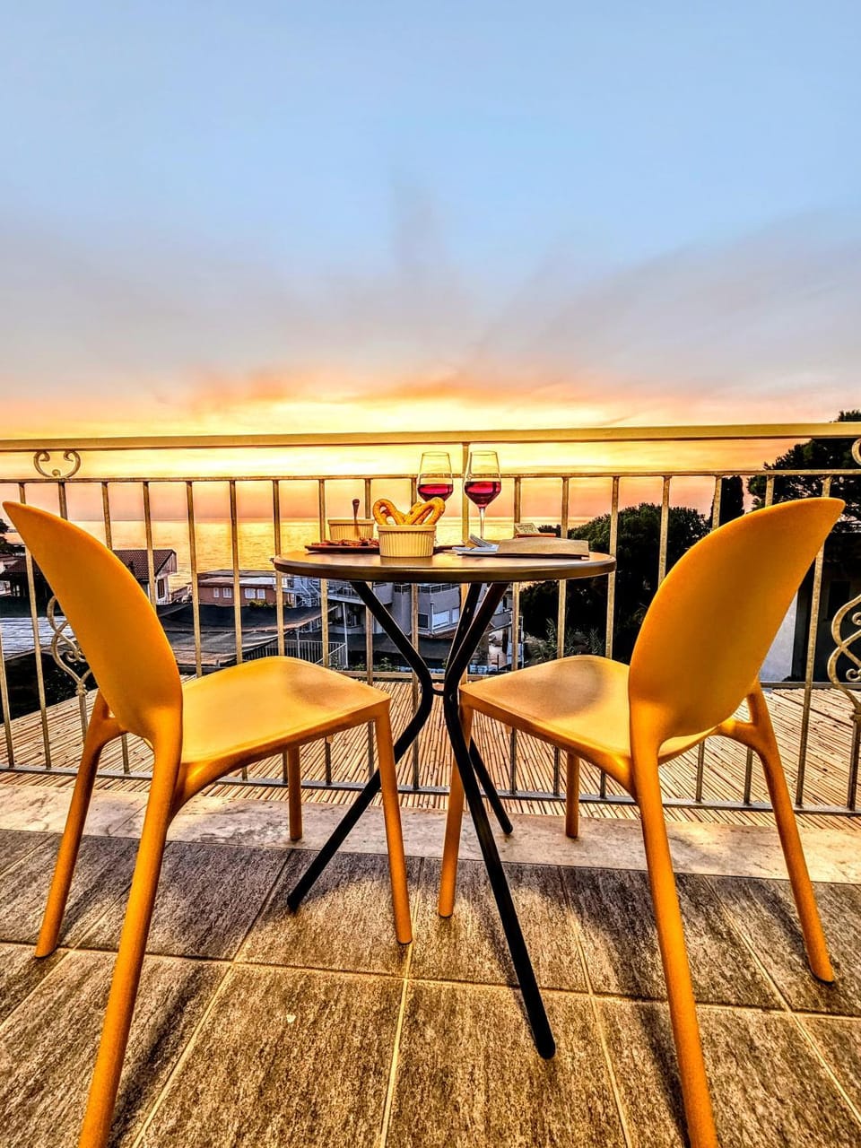 View (from property/room), Balcony/Terrace