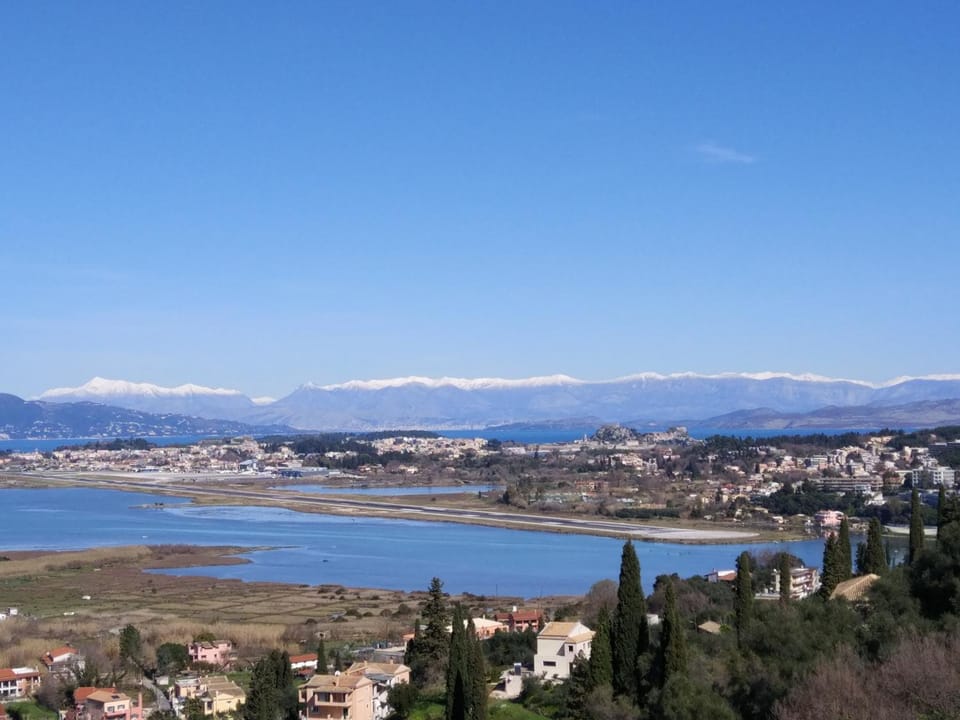City view, Lake view