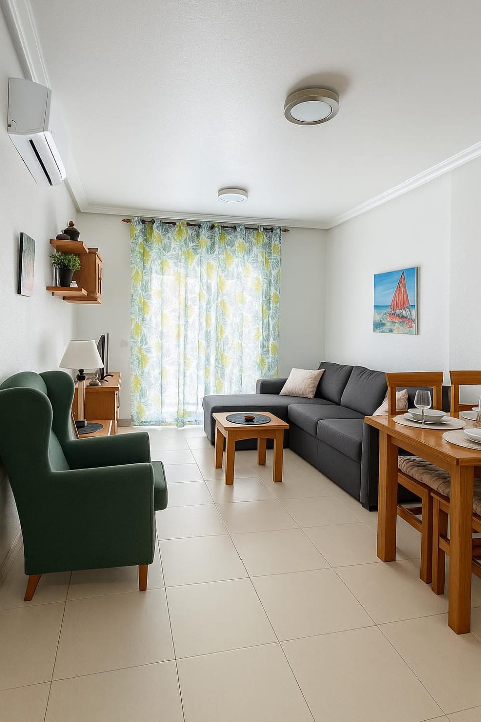 Living room, Dining area