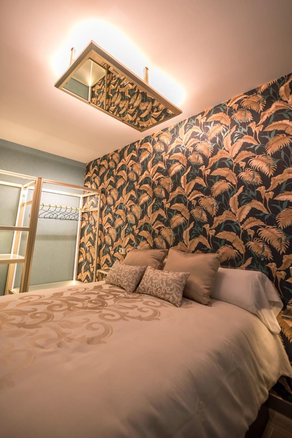 Hostal La Carretera Bed and Breakfast in Torrejón de Ardoz