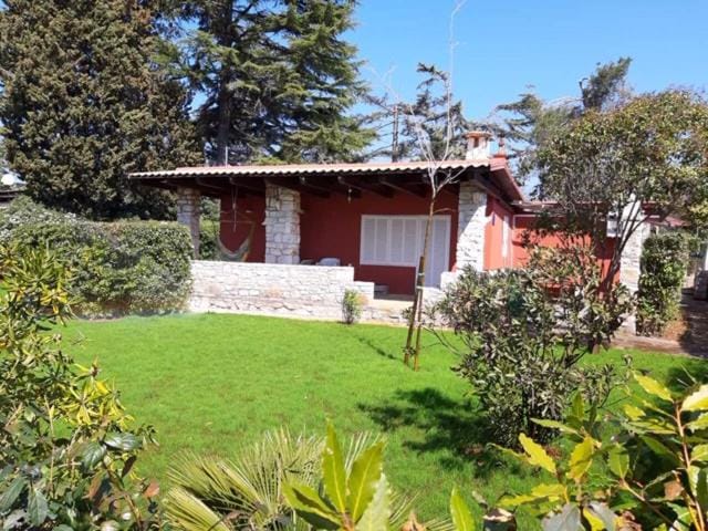 Beach House Red House in Istria County