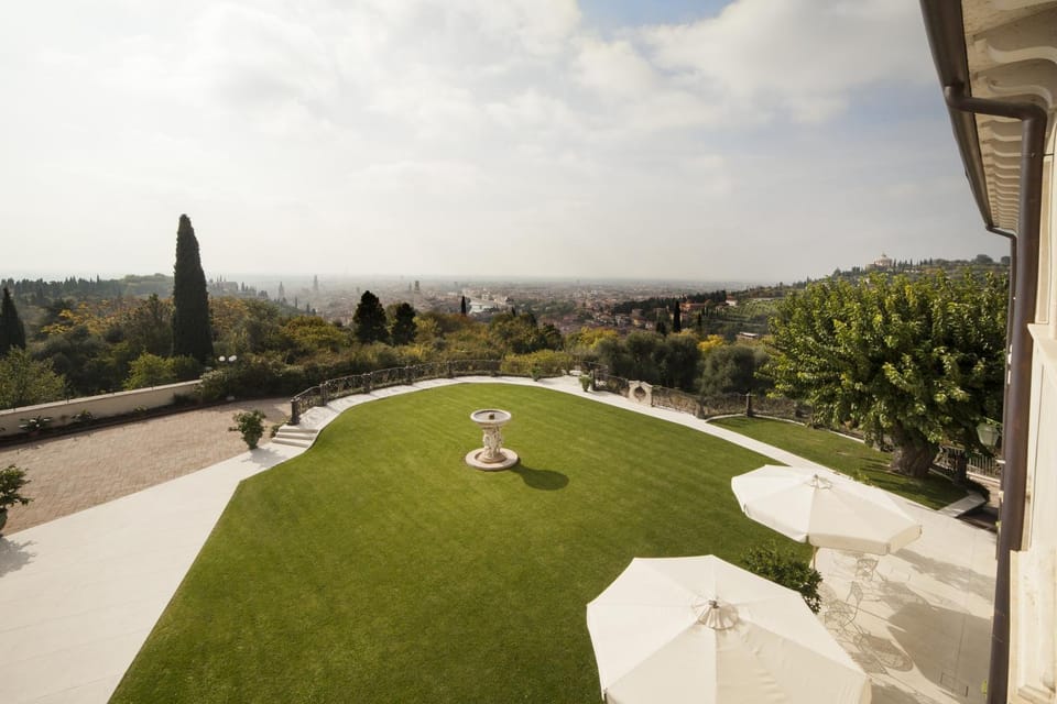Spring, Natural landscape, Winter, Summer, View (from property/room), Autumn, City view, Garden view