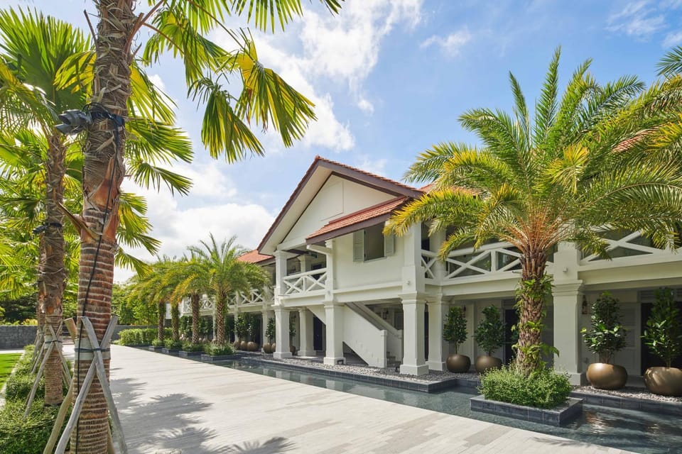 Property building, Facade/entrance