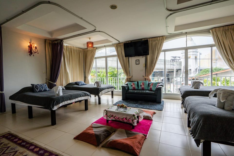 Baan Anodat Bed and Breakfast in Bangkok