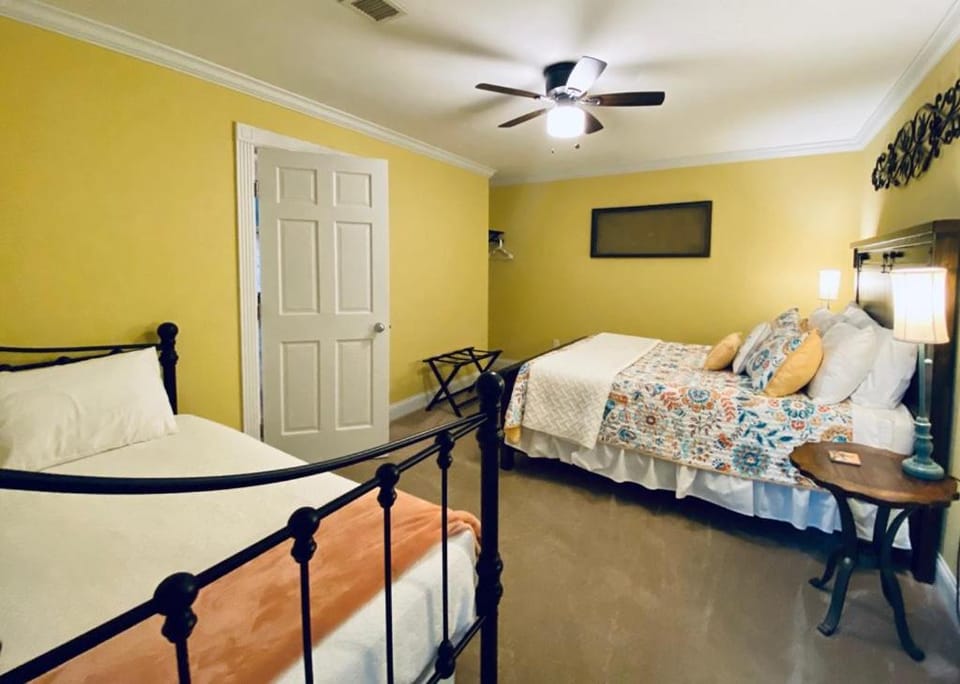 Bed, Bedroom