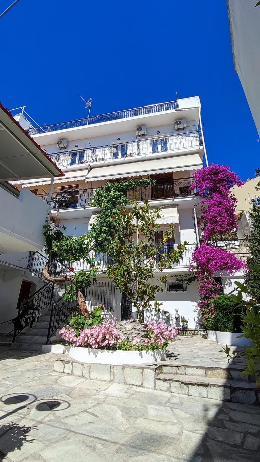 Property building, Balcony/Terrace