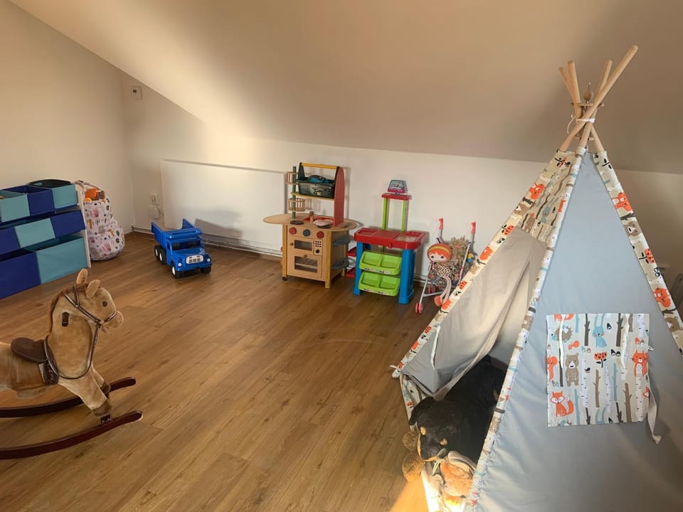 Property building, Game Room