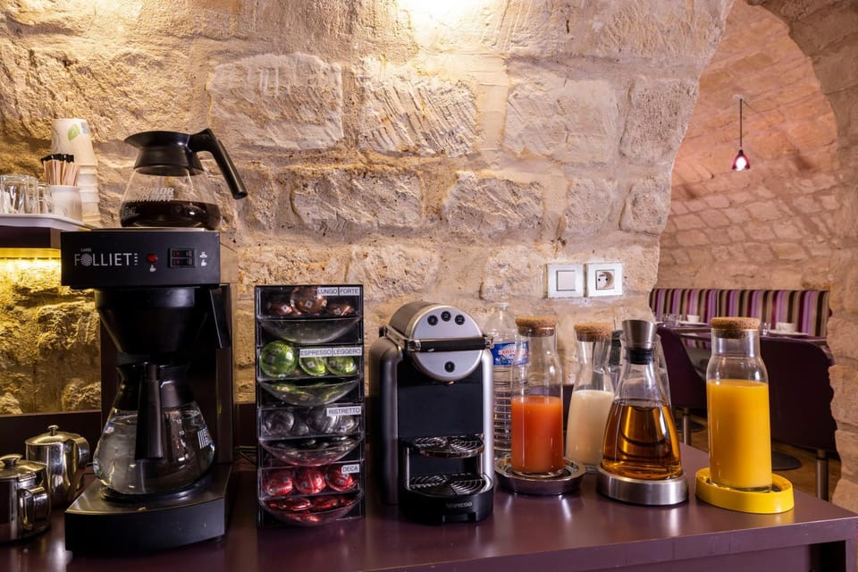 Coffee/tea facilities