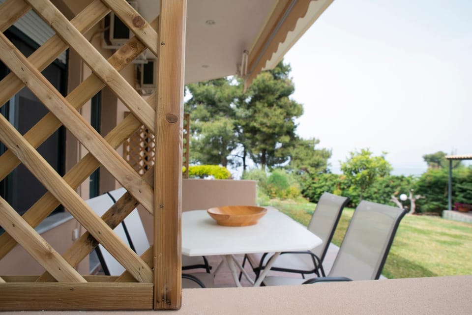 Emerald Studios Kriopigi House in Halkidiki