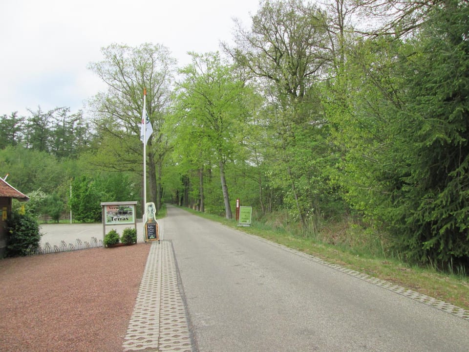 Neighbourhood, Street view