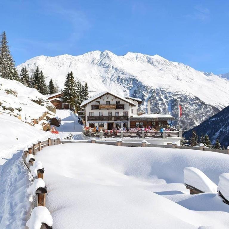 Property building, Winter