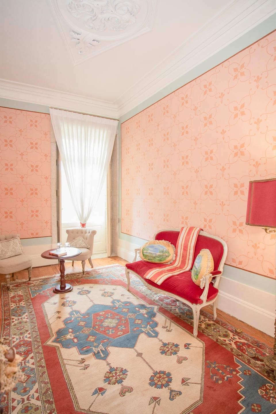 Photo of the whole room