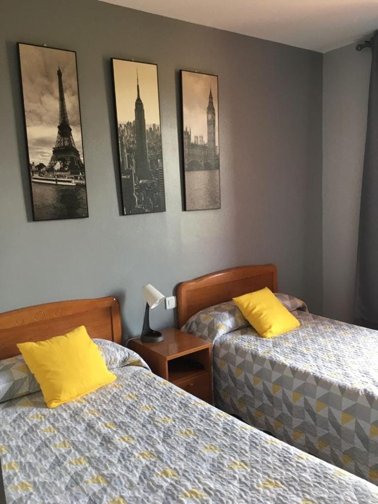 Hostal La Concha Somo Bed and Breakfast in Cantabria