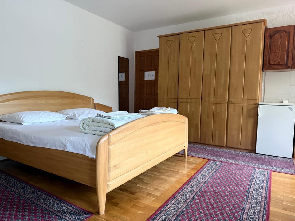 Apartments Vicko Bed and Breakfast in Serbia