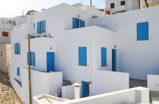 Anemoessa Studios Apartment in Milos