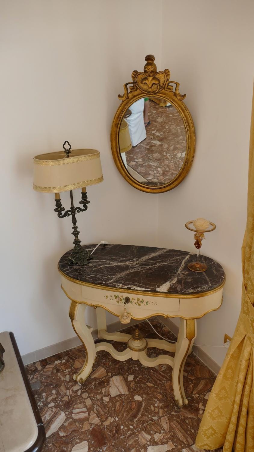 Appartamento in villa ad Ischia Apartment in Ischia