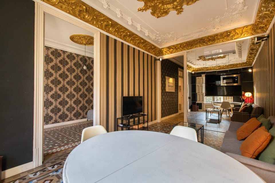 Communal lounge/ TV room, Bed, Living room, Bedroom