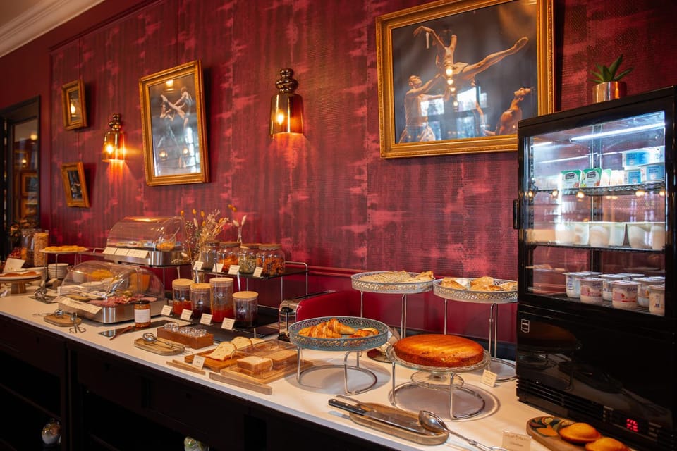 Buffet breakfast