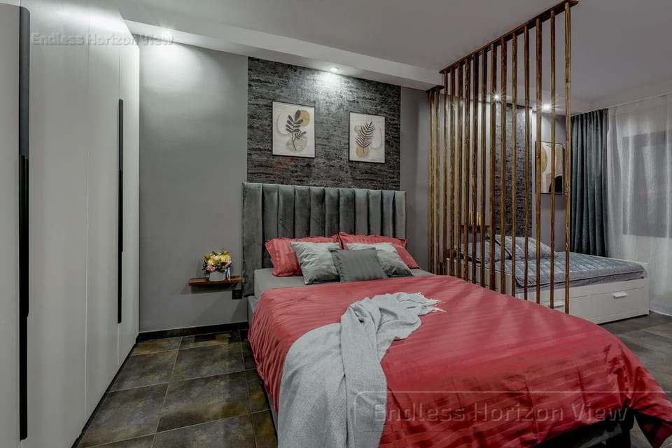 Bed, Photo of the whole room, Bedroom