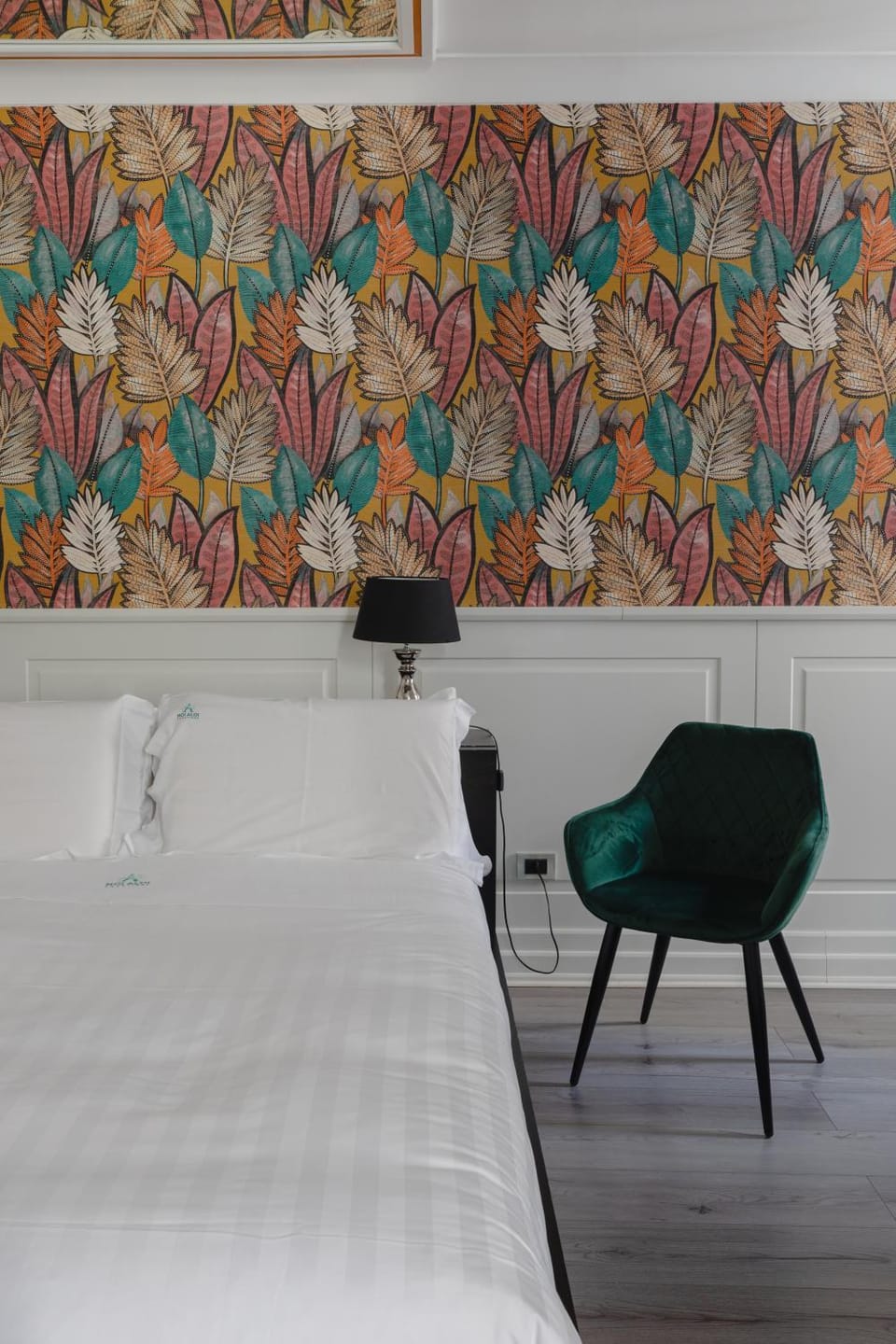 Bed, Photo of the whole room, Bedroom, hair dresser