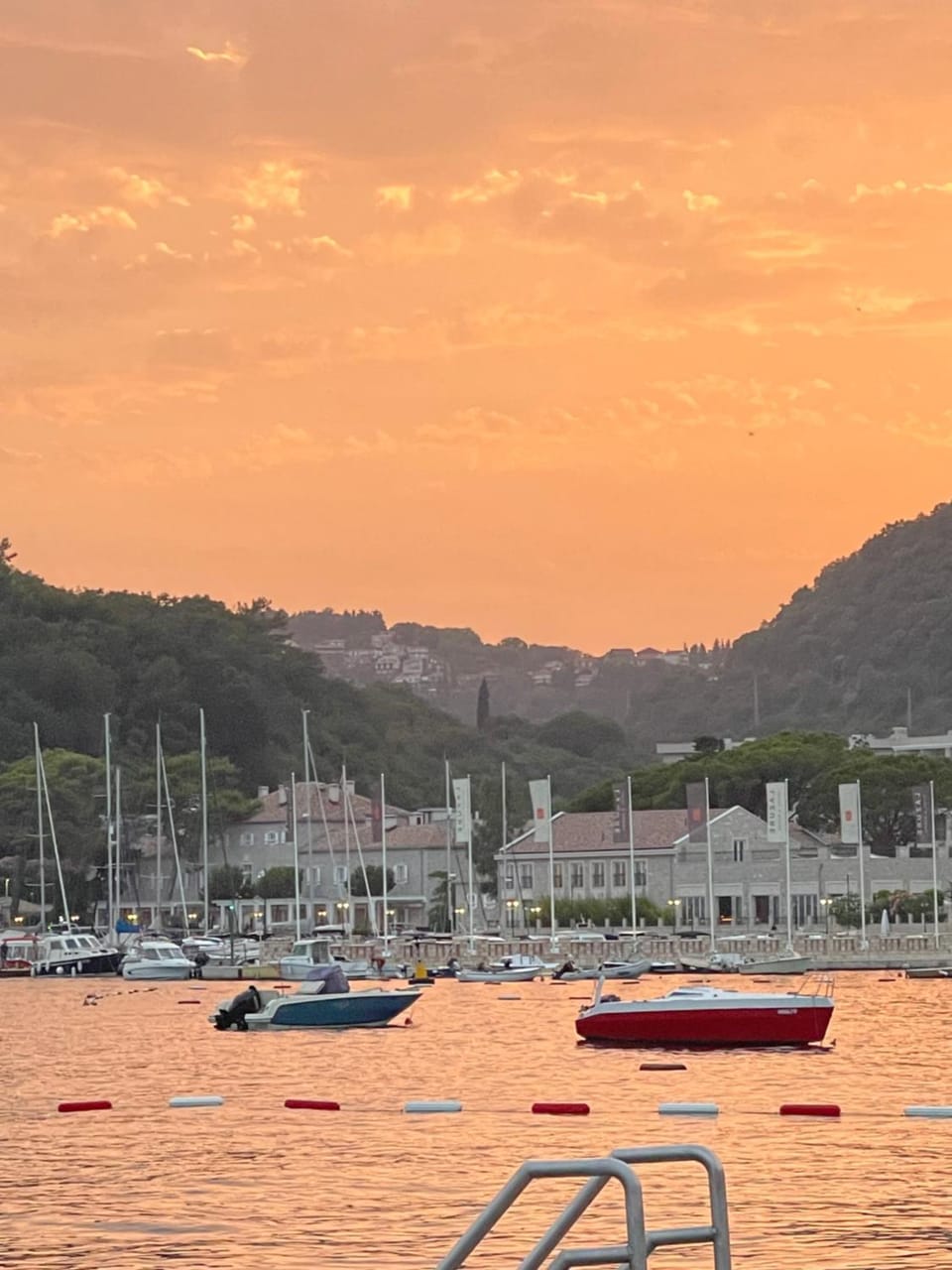 Apartmani Laban Apartment in Kotor Municipality