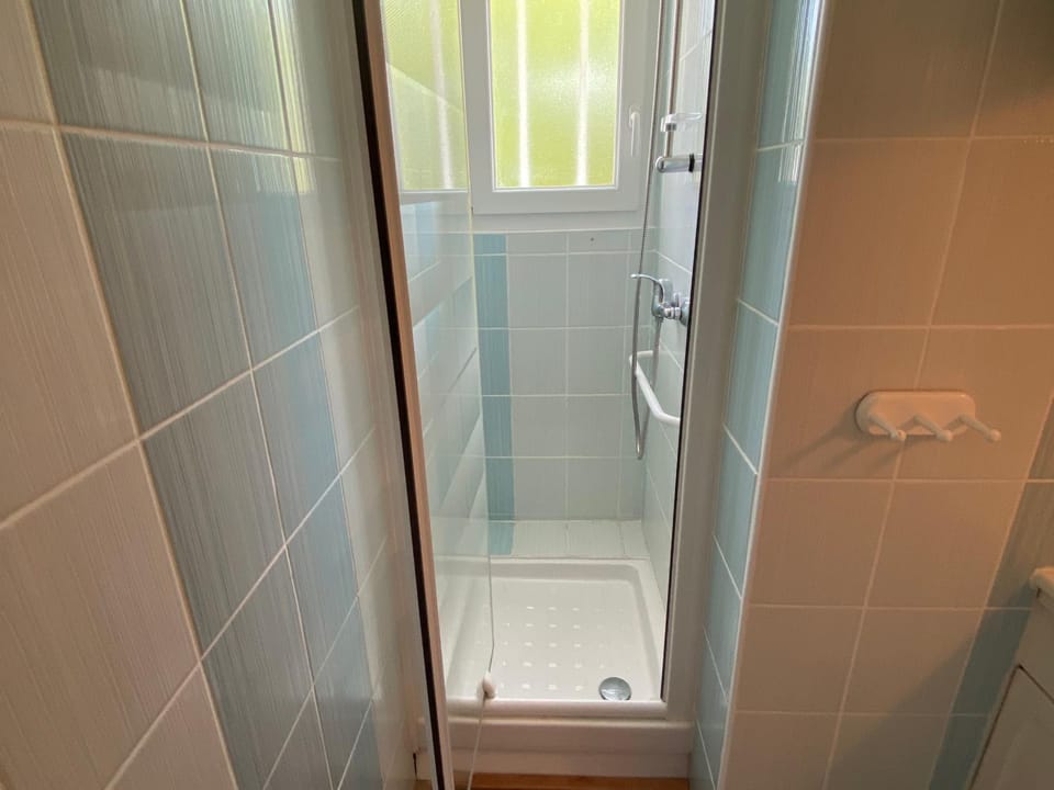 Appartement rustique proche plage et base nautique, stationnement inclus - FR-1-364-79 Apartment in Saint-Nazaire