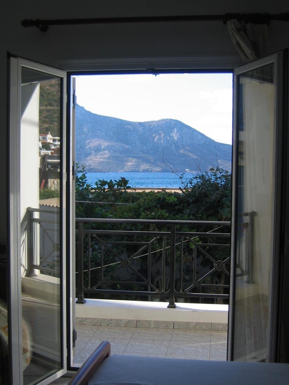 Costareli Apartment hotel in Icaria