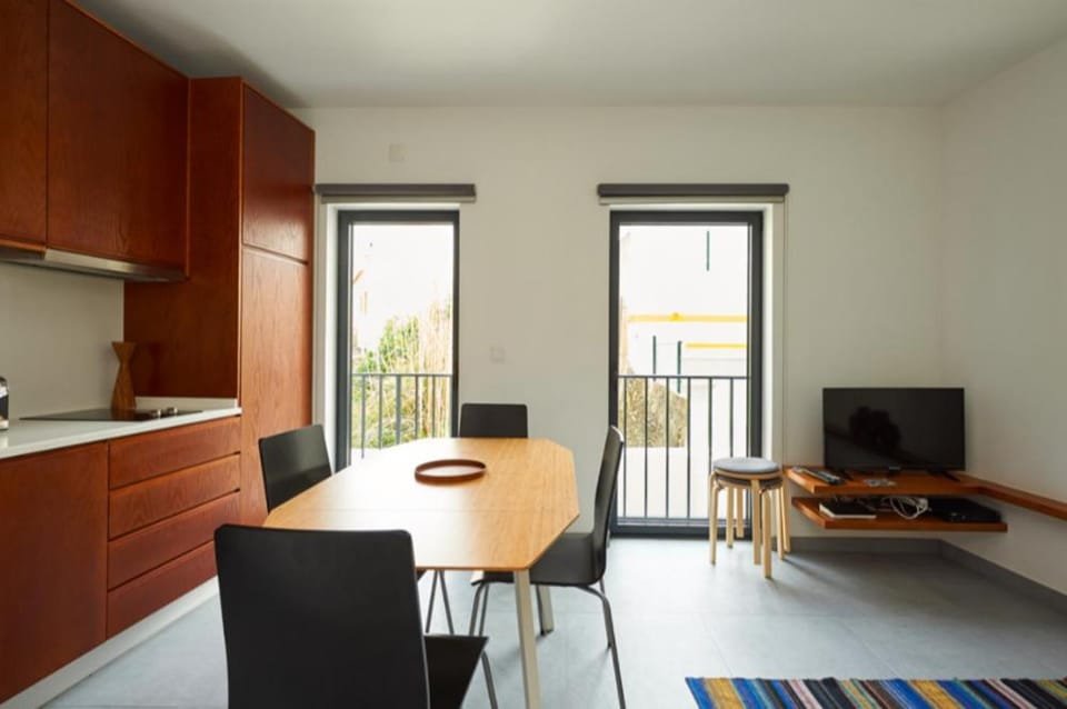 TV and multimedia, Seating area
