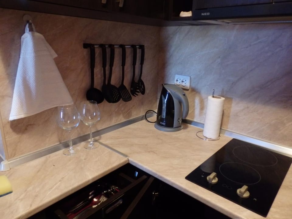Coffee/tea facilities, Kitchen or kitchenette, Communal kitchen