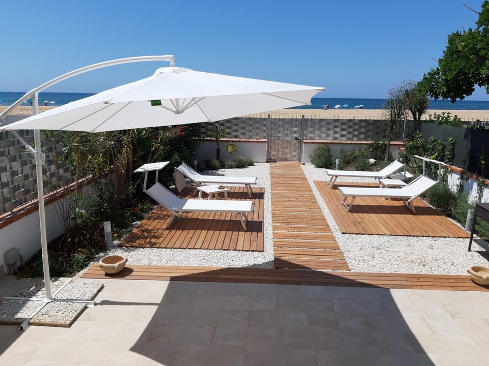 Balcony/Terrace, Sea view, sunbed