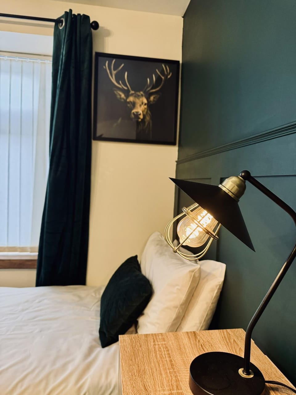Pitfaranne Guest House Bed and Breakfast in Inverness